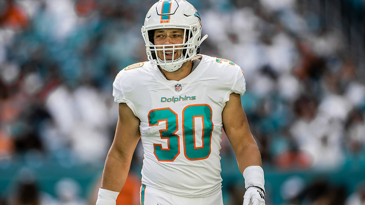 The Dophins' Alec Ingold Pays It Forward - Lifestyle Media
