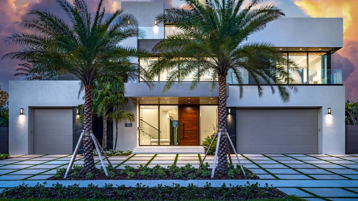 Discover the Epitome of Modern Luxury Living in Harbour Inlet ...